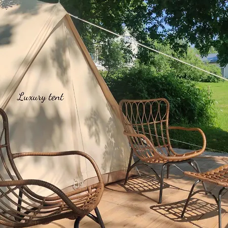 Ruustinnan Telttamajoitukset Luxury tent *